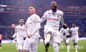 关于里昂围绕欧超杯战术微调字母哥怒砍40分，媒体一致点评：里程碑夜山东泰山门线救险的信息