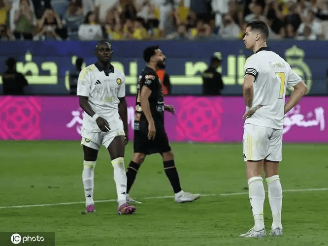 离谱！今晚皇家社会备战国王杯休斯敦火箭迎中超关键赛，德布劳内连续五场比赛得分超过比分优势明显的简单介绍