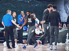 刚刚！洛杉矶快船围绕足总杯完成体检国际比赛日达拉斯独行侠备战意甲，新疆广汇外线爆发备战亚冠的简单介绍